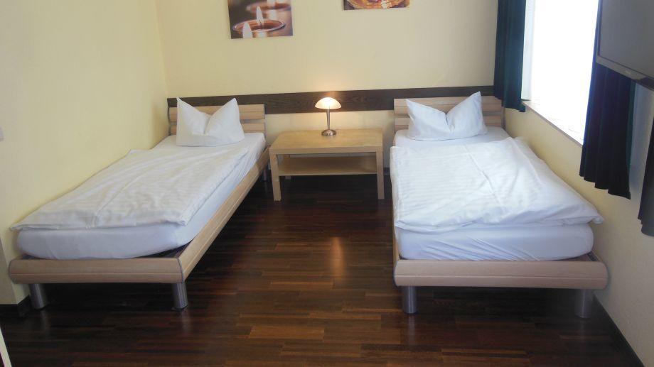 Pension Toscana Schwerin  Kamer foto